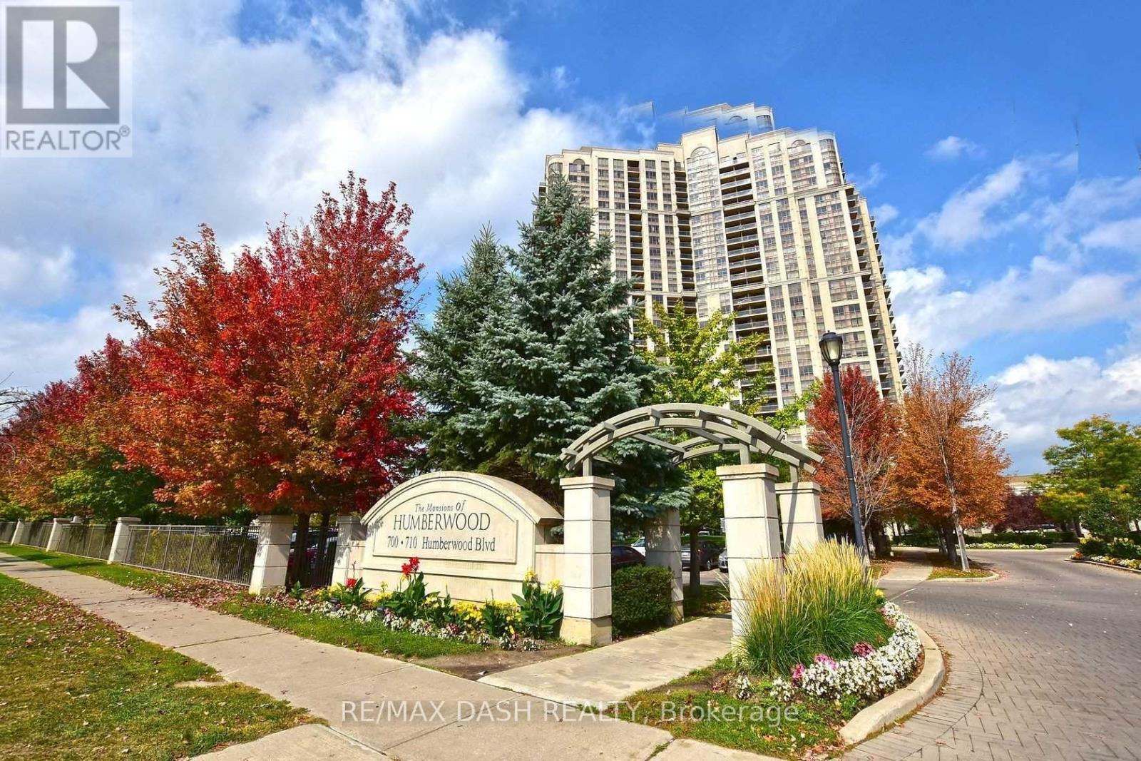2728 - 700 HUMBERWOOD BOULEVARD, Toronto, Ontario