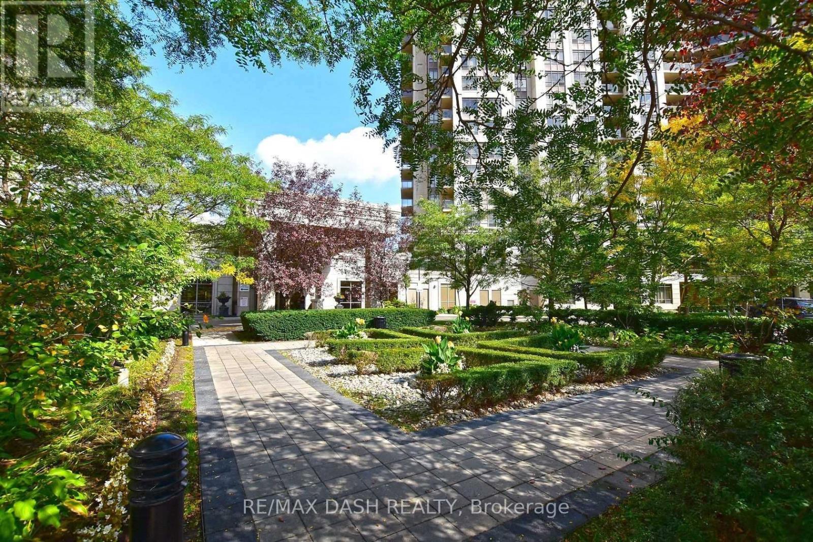 2728 - 700 Humberwood Boulevard, Toronto, Ontario  M9W 7J4 - Photo 2 - W12464600