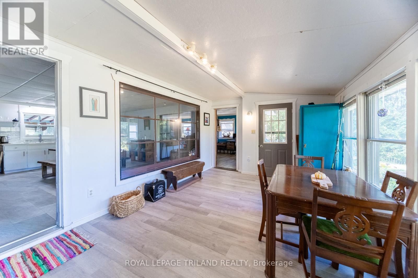 7707 Patrick Street, Lambton Shores, Ontario  N0M 2L0 - Photo 20 - X12464619