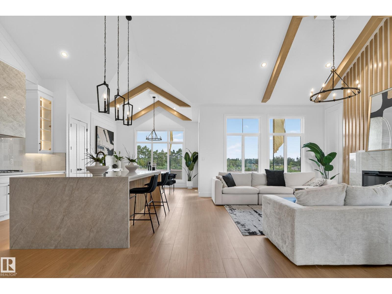 712 166 AV NE, edmonton, Alberta