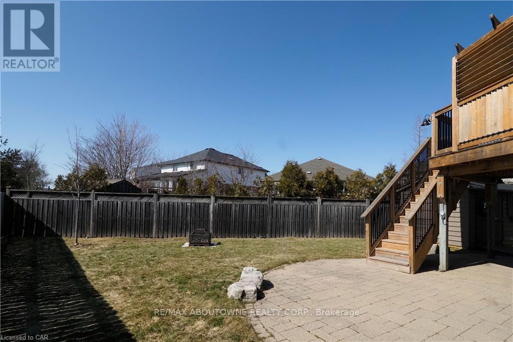 Main - 33 Boulder Crescent, Guelph, Ontario  N1G 5A2 - Photo 28 - X12464541