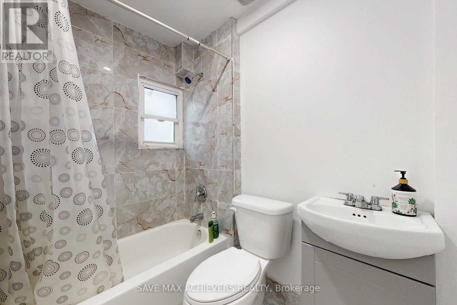 43 Normanhurst Avenue, Hamilton, Ontario  L8H 5M3 - Photo 19 - X12464573
