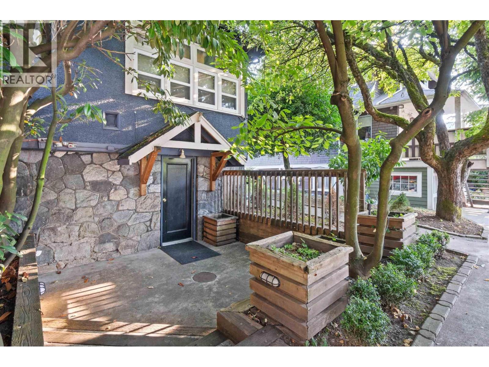 345 W 13th Avenue, Vancouver, British Columbia  V5Y 1W2 - Photo 6 - R3058722