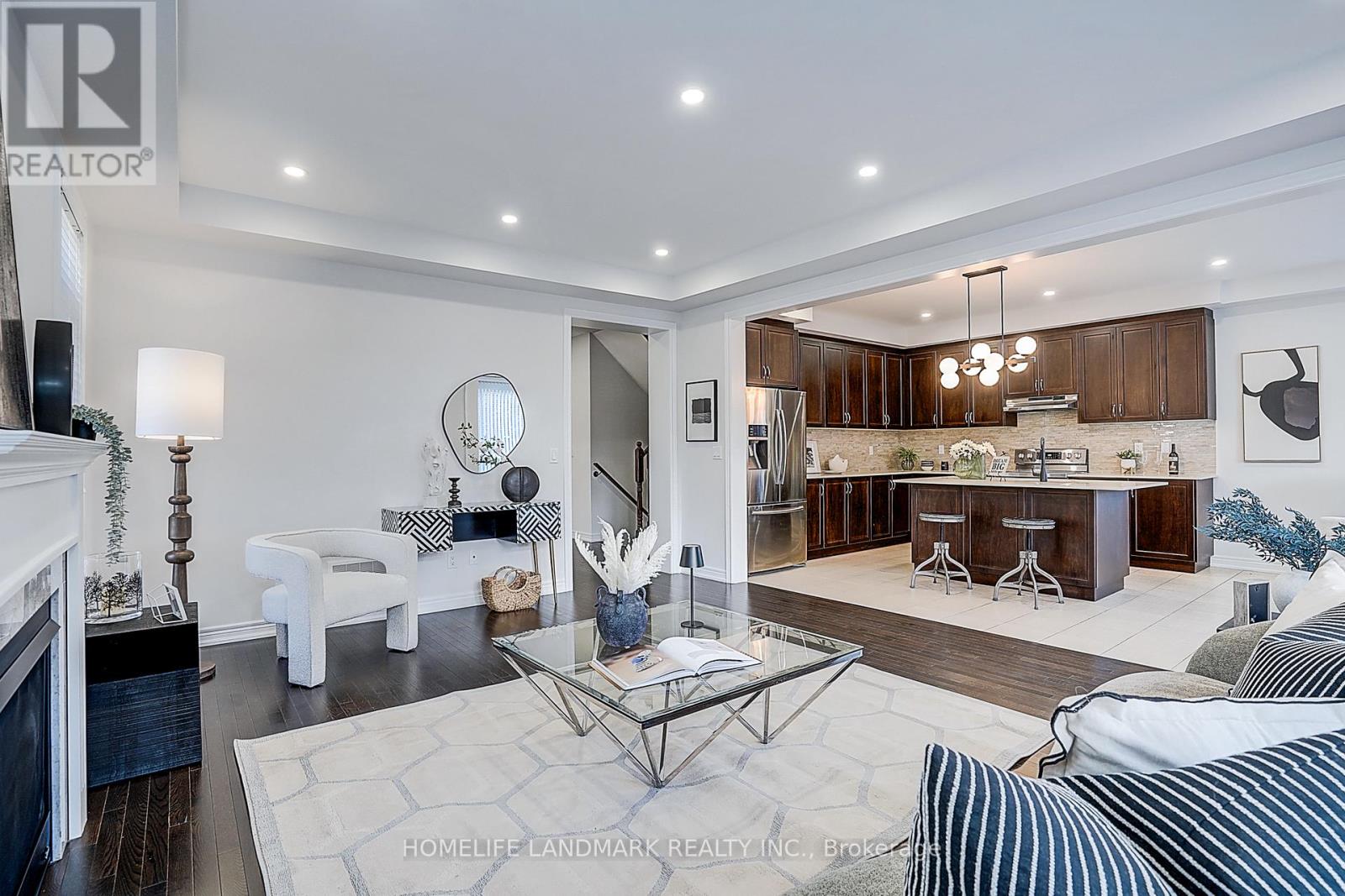 174 Sharon Creek Drive, East Gwillimbury, Ontario  L9N 0P9 - Photo 19 - N12462044