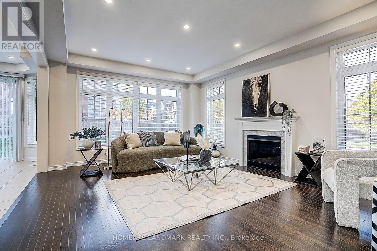 174 Sharon Creek Drive, East Gwillimbury, Ontario  L9N 0P9 - Photo 14 - N12462044