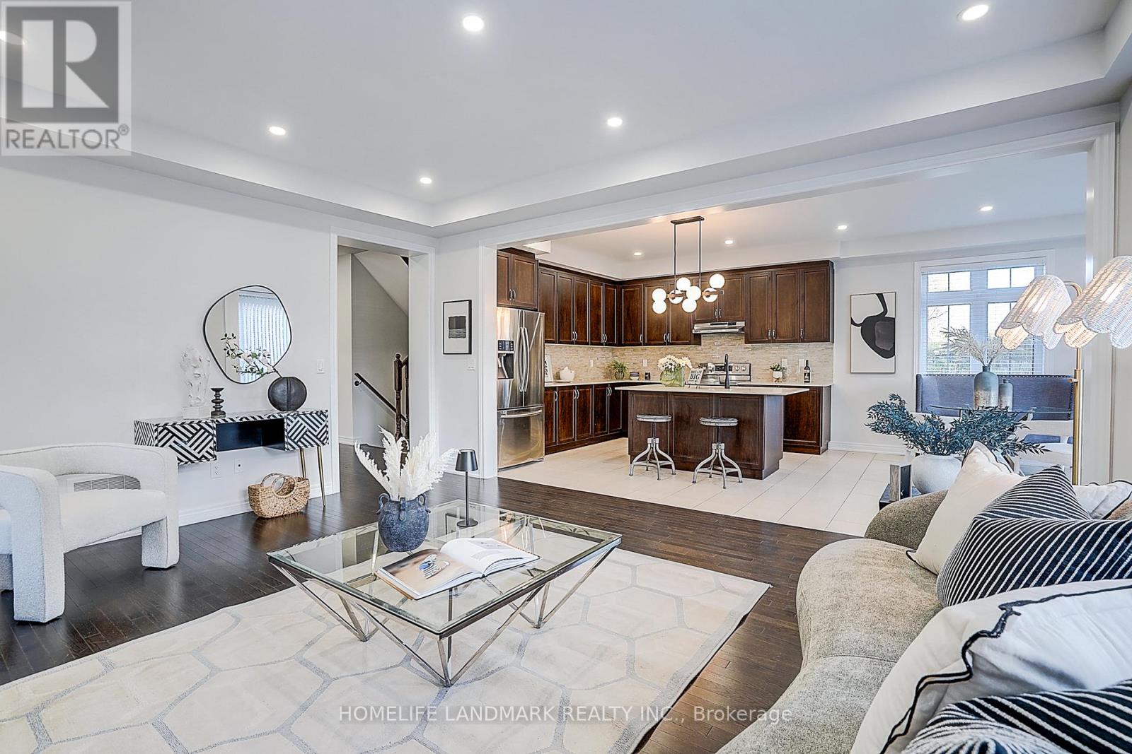 174 Sharon Creek Drive, East Gwillimbury, Ontario  L9N 0P9 - Photo 20 - N12462044