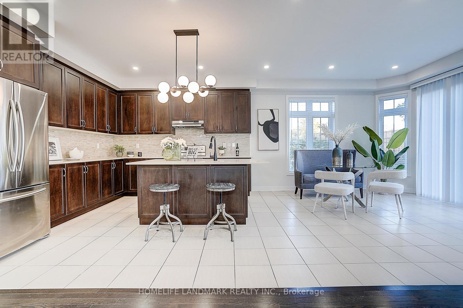 174 Sharon Creek Drive, East Gwillimbury, Ontario  L9N 0P9 - Photo 21 - N12462044