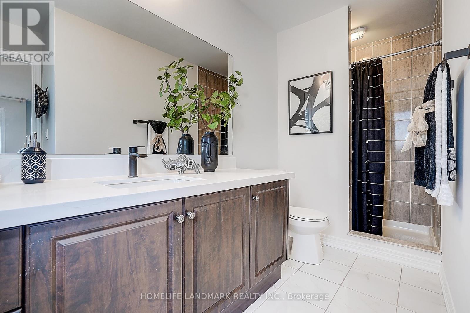 174 Sharon Creek Drive, East Gwillimbury, Ontario  L9N 0P9 - Photo 47 - N12462044