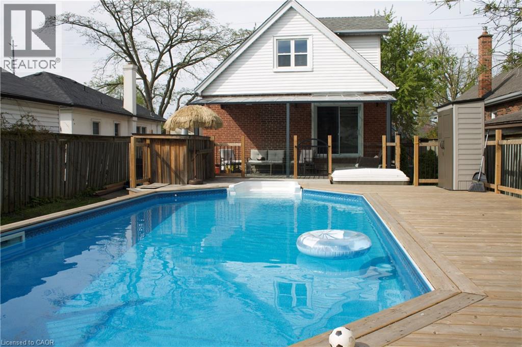 122 Queensdale Avenue E, Hamilton, Ontario  L9A 1K3 - Photo 34 - 40770392