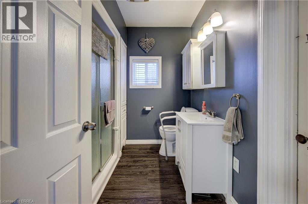 88 Walnut Street, Brantford, Ontario  N3T 1H4 - Photo 17 - 40778031