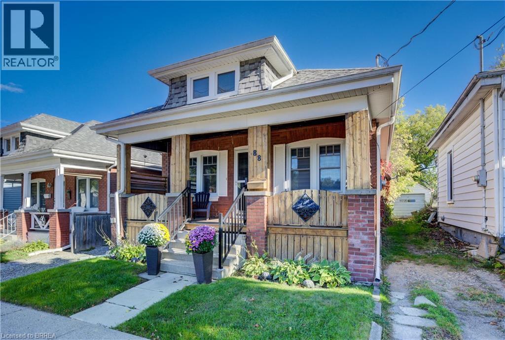 88 Walnut Street, Brantford, Ontario  N3T 1H4 - Photo 3 - 40778031