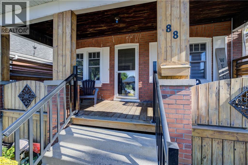 88 Walnut Street, Brantford, Ontario  N3T 1H4 - Photo 5 - 40778031