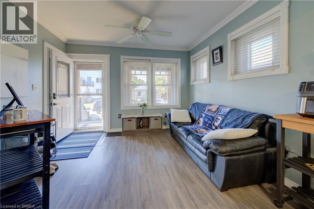 88 Walnut Street, Brantford, Ontario  N3T 1H4 - Photo 6 - 40778031