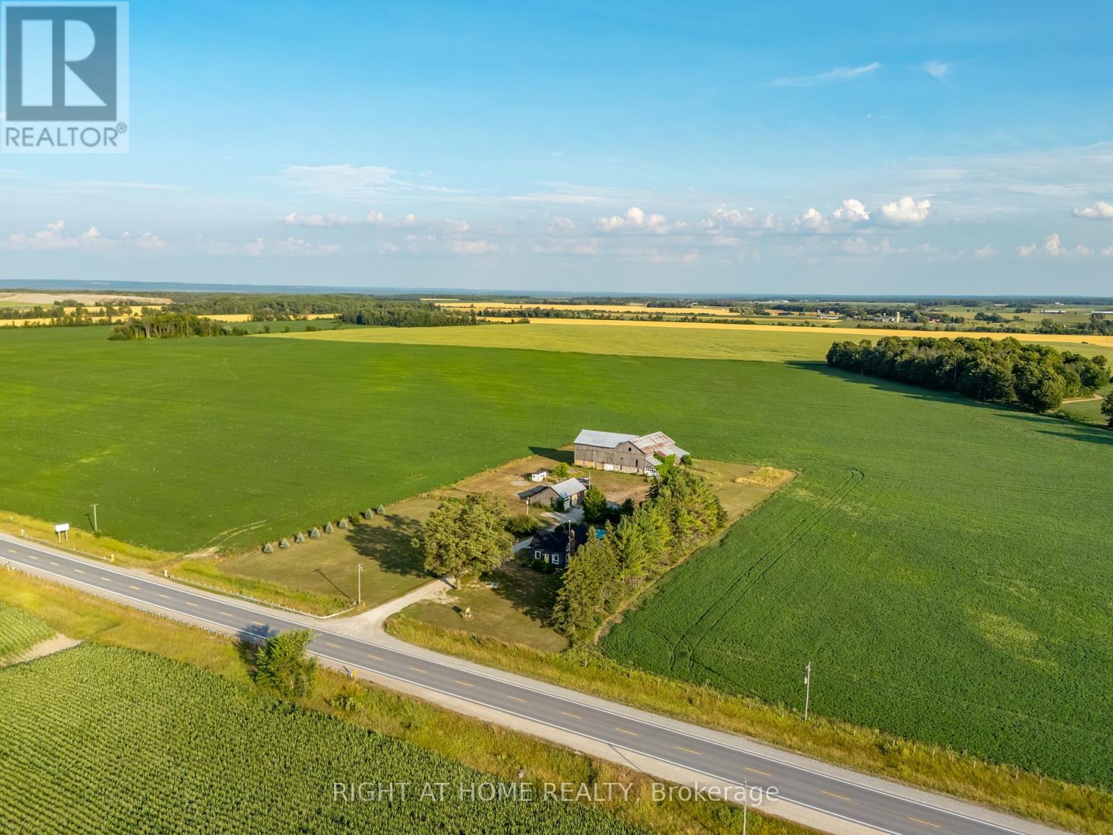 5803 26 Highway, Clearview, Ontario  L0M 1S0 - Photo 28 - S12464613