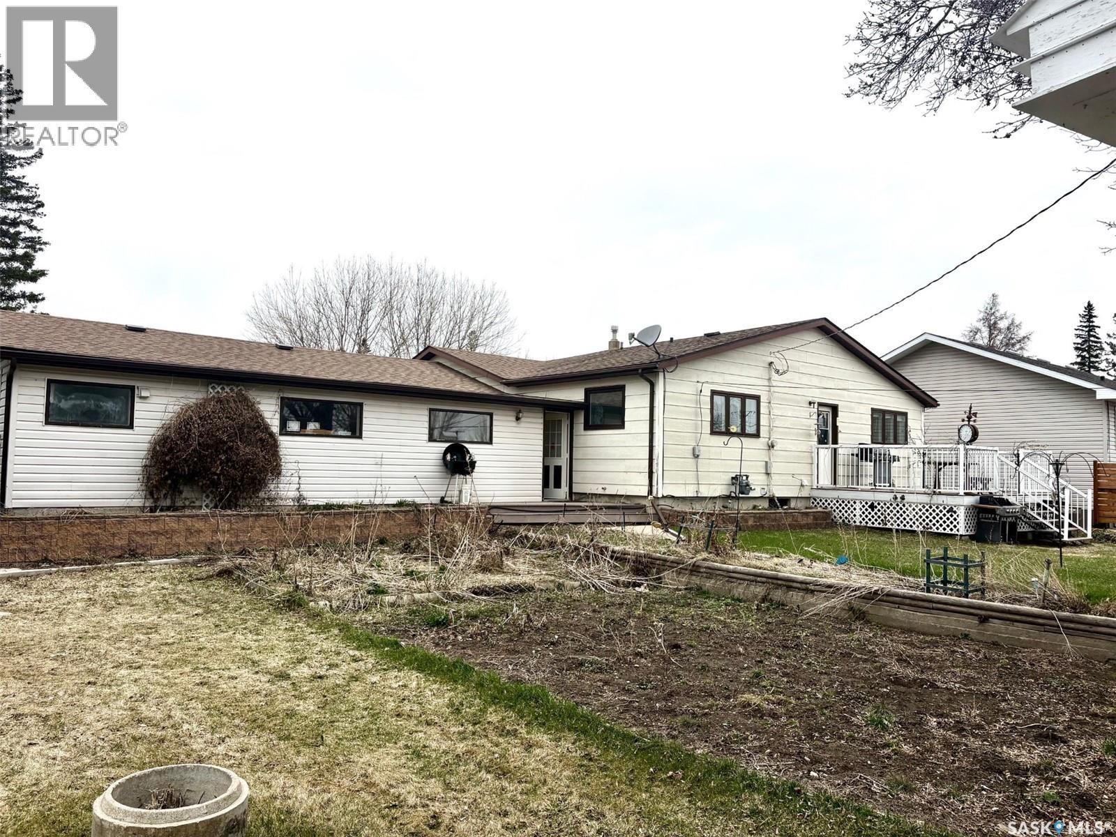 807 Elsinore Street, Whitewood, Saskatchewan  S0G 5C0 - Photo 3 - SK004548