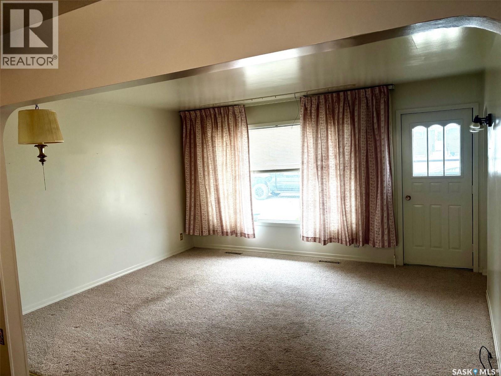 807 Elsinore Street, Whitewood, Saskatchewan  S0G 5C0 - Photo 10 - SK004548
