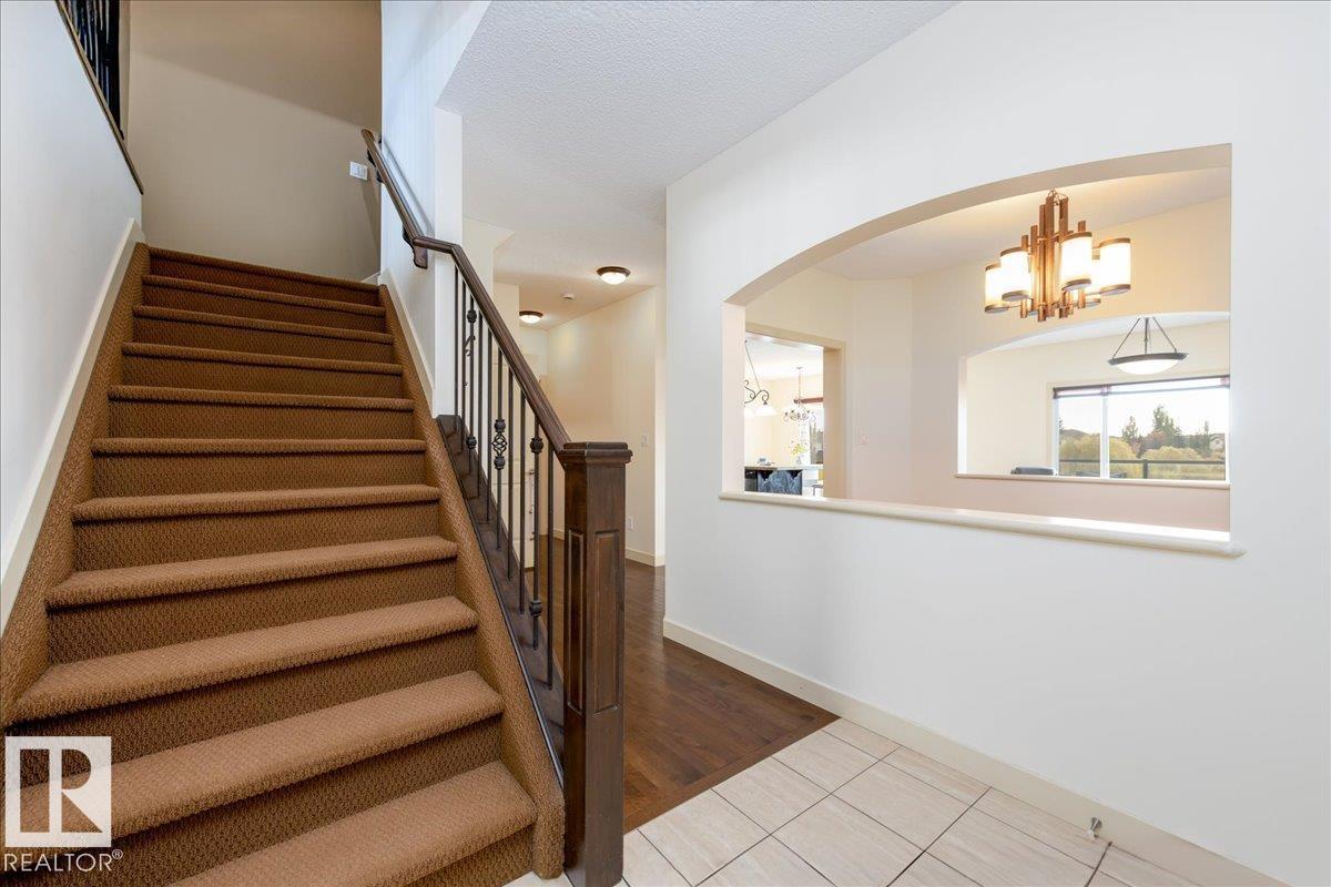 7521 Speaker Wy Nw, Edmonton, Alberta  T6R 0P2 - Photo 5 - E4462107