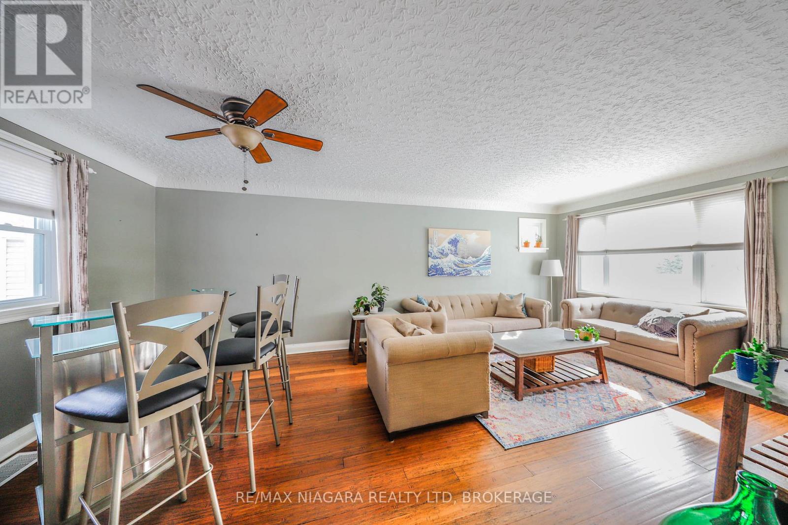 82 Devon Road, St. Catharines (Vine/linwell), Ontario  L2N 1X6 - Photo 6 - X12464640
