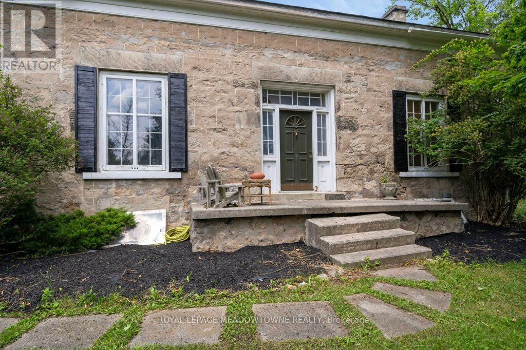 5595 25 Side Road, Milton, Ontario  L7J 2L7 - Photo 3 - W12318733