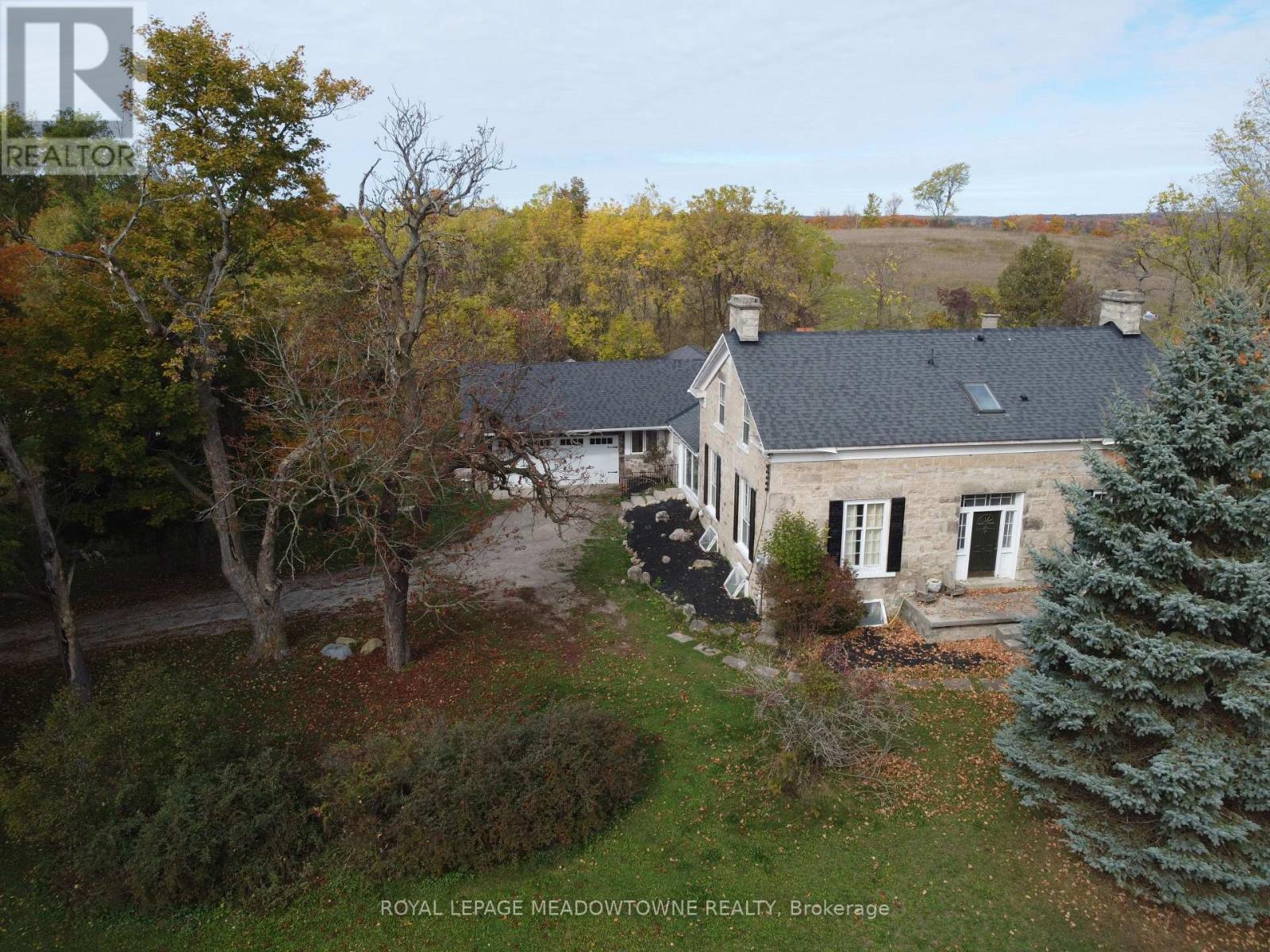 5595 25 Side Road, Milton, Ontario  L7J 2L7 - Photo 4 - W12318733