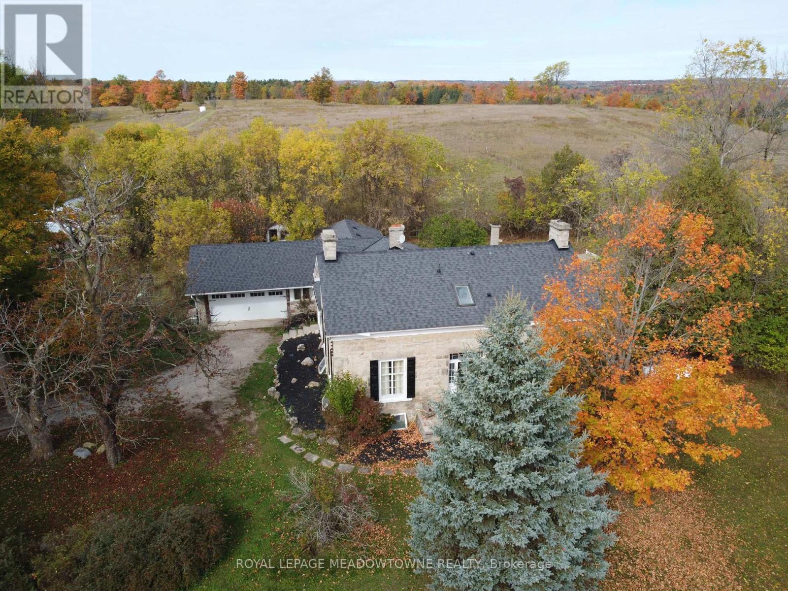5595 25 Side Road, Milton, Ontario  L7J 2L7 - Photo 2 - W12318733