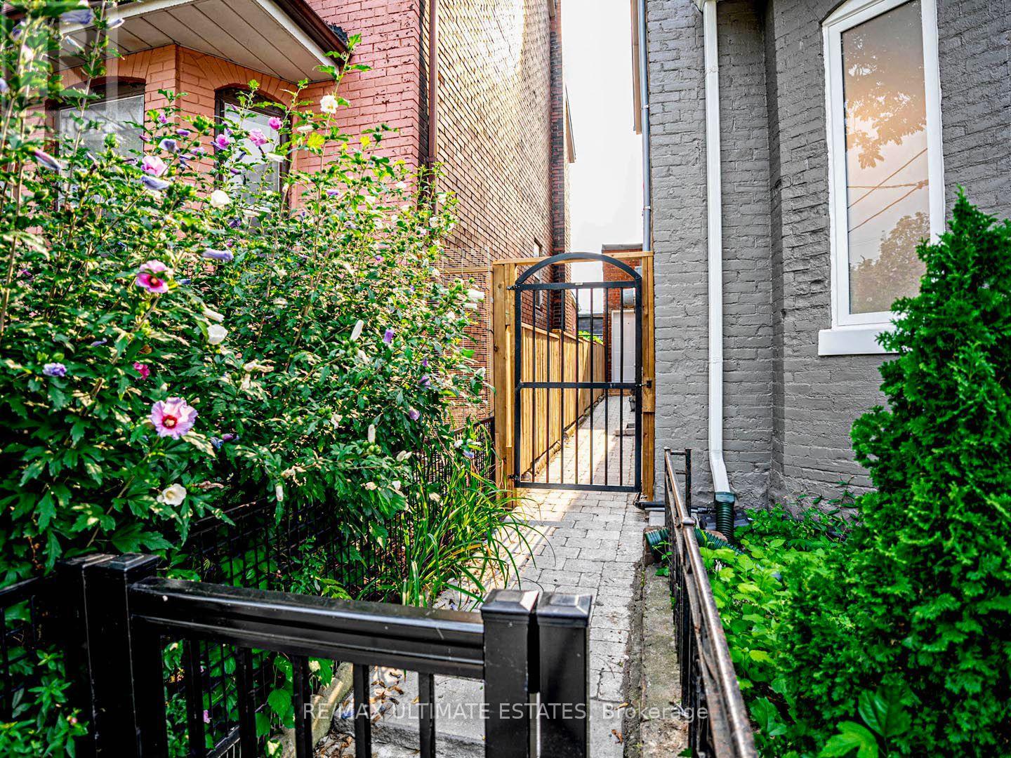 290 Bathurst Street, Toronto, Ontario  M5T 2S3 - Photo 47 - C12464621