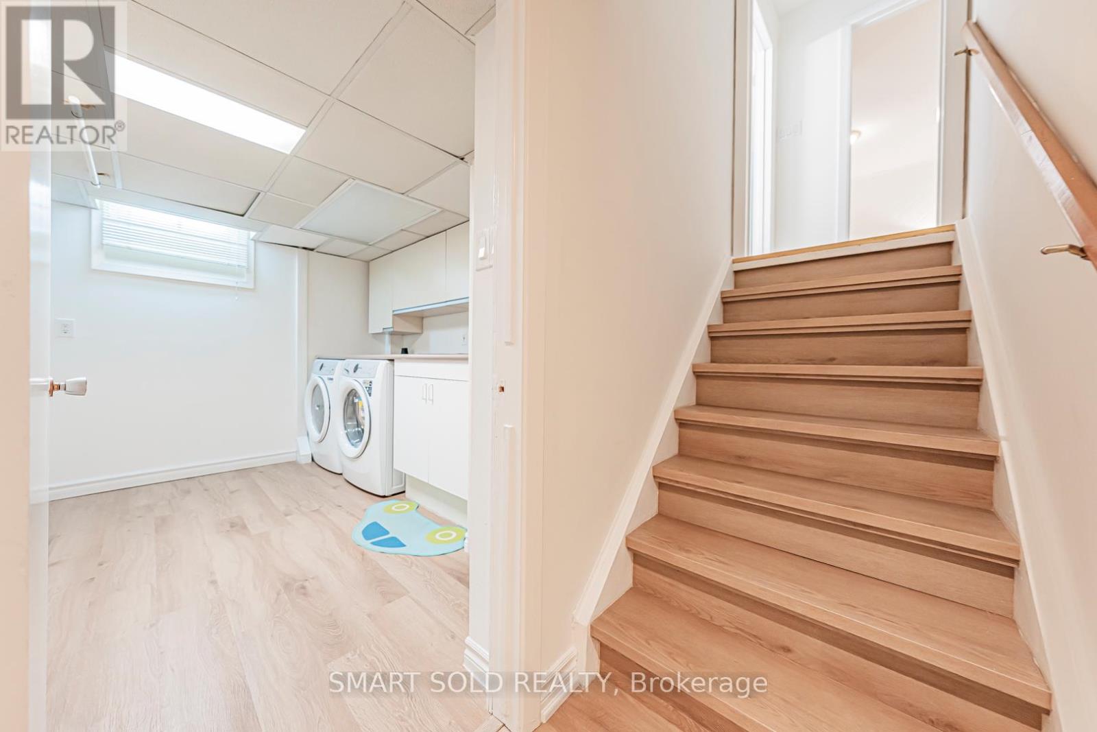 42 Davean Drive, Toronto, Ontario  M2L 2R7 - Photo 44 - C12464622