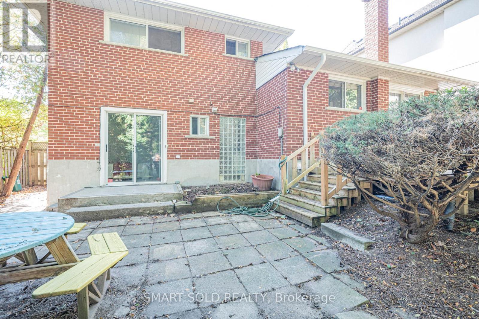 42 Davean Drive, Toronto, Ontario  M2L 2R7 - Photo 49 - C12464622