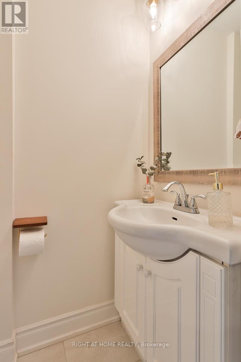 161 Euclid Avenue, Toronto, Ontario  M6J 2J8 - Photo 16 - C12464629