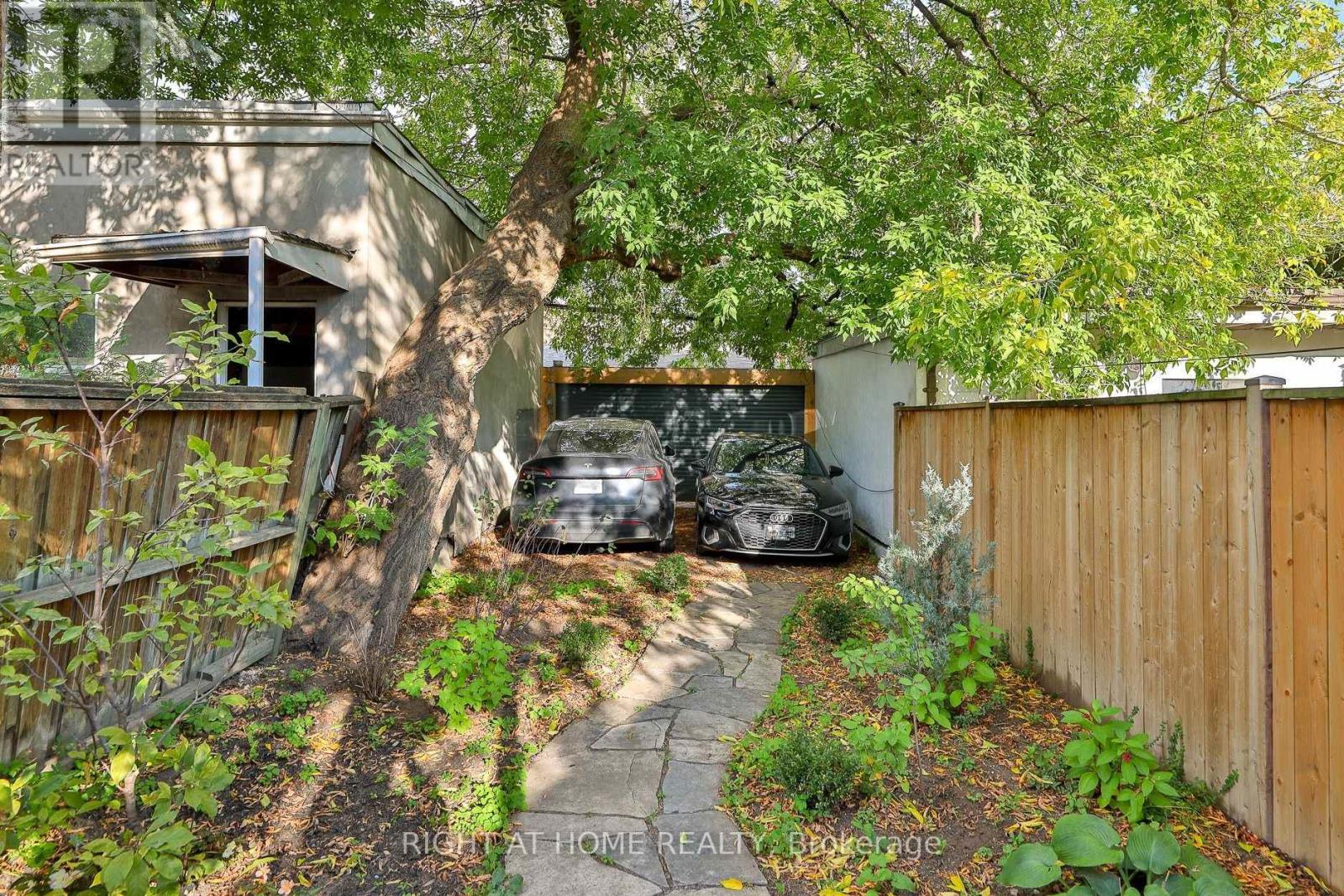 161 Euclid Avenue, Toronto, Ontario  M6J 2J8 - Photo 20 - C12464629
