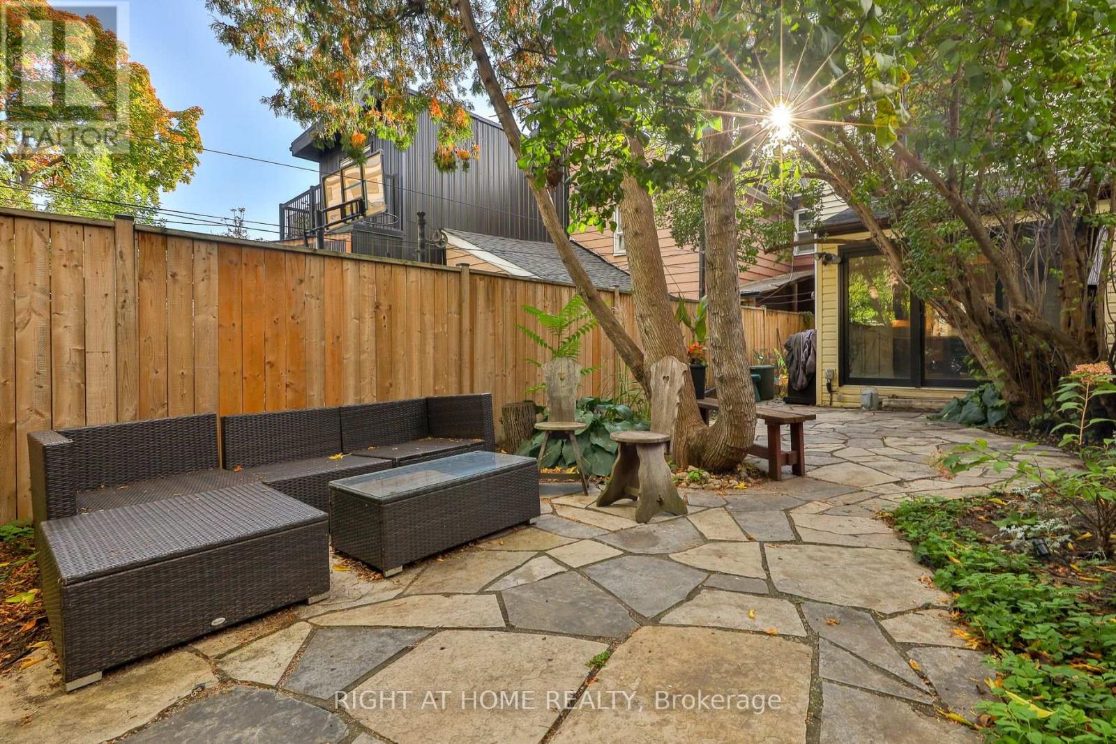 161 Euclid Avenue, Toronto, Ontario  M6J 2J8 - Photo 22 - C12464629
