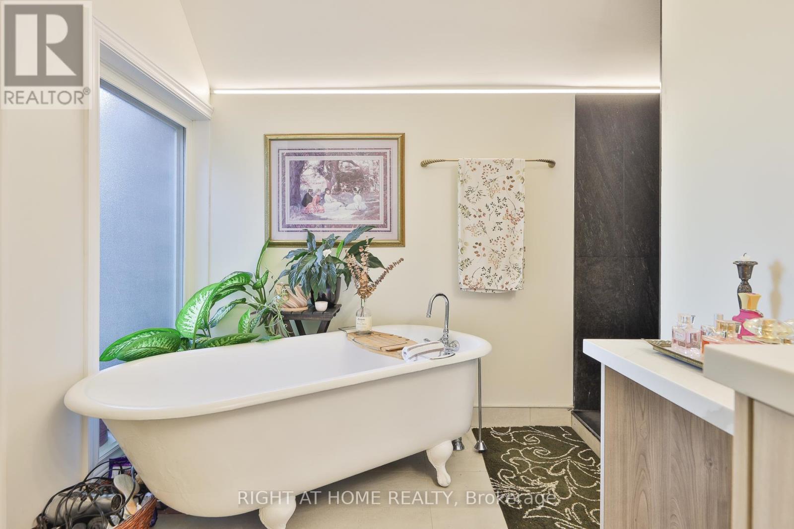 161 Euclid Avenue, Toronto, Ontario  M6J 2J8 - Photo 29 - C12464629