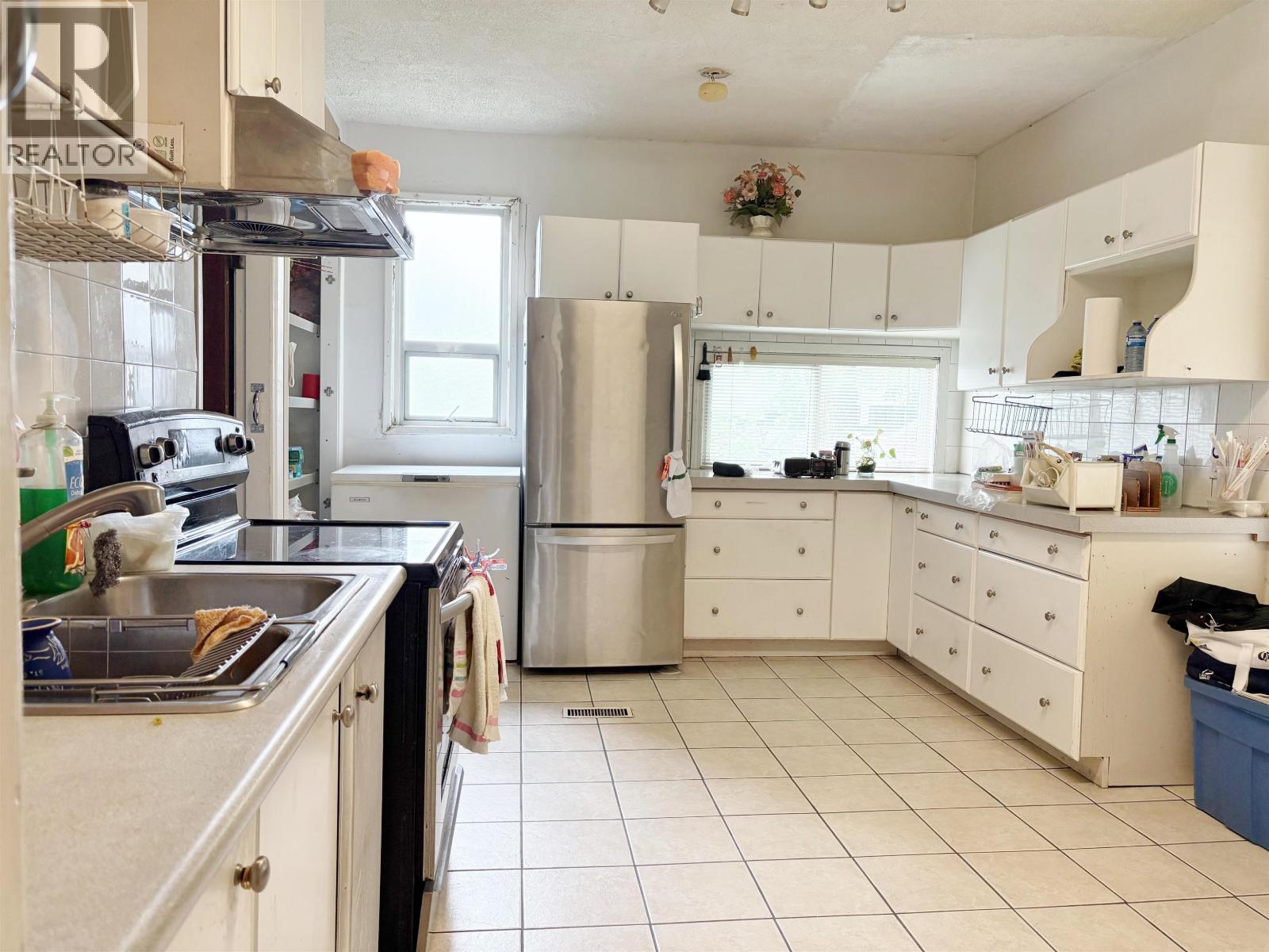 3034 Glen Drive, Vancouver, British Columbia  V5T 4C1 - Photo 6 - R3020570