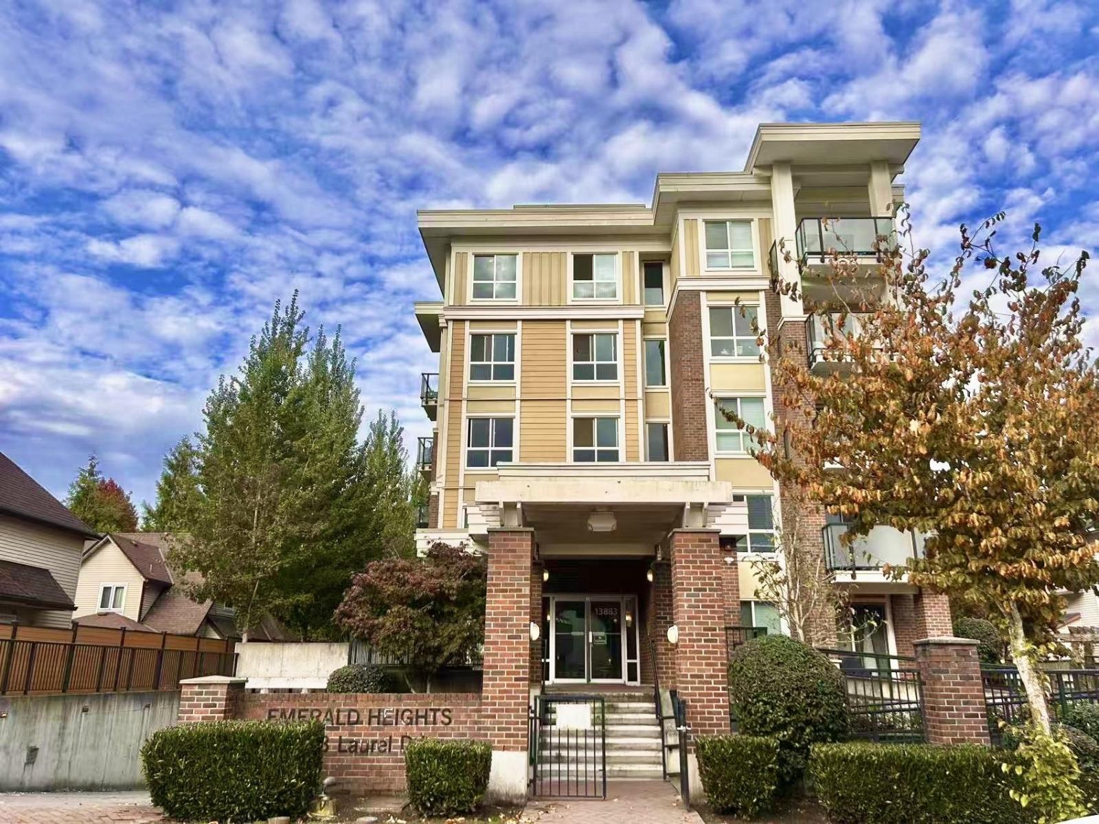 618 13883 LAUREL DRIVE, surrey, British Columbia