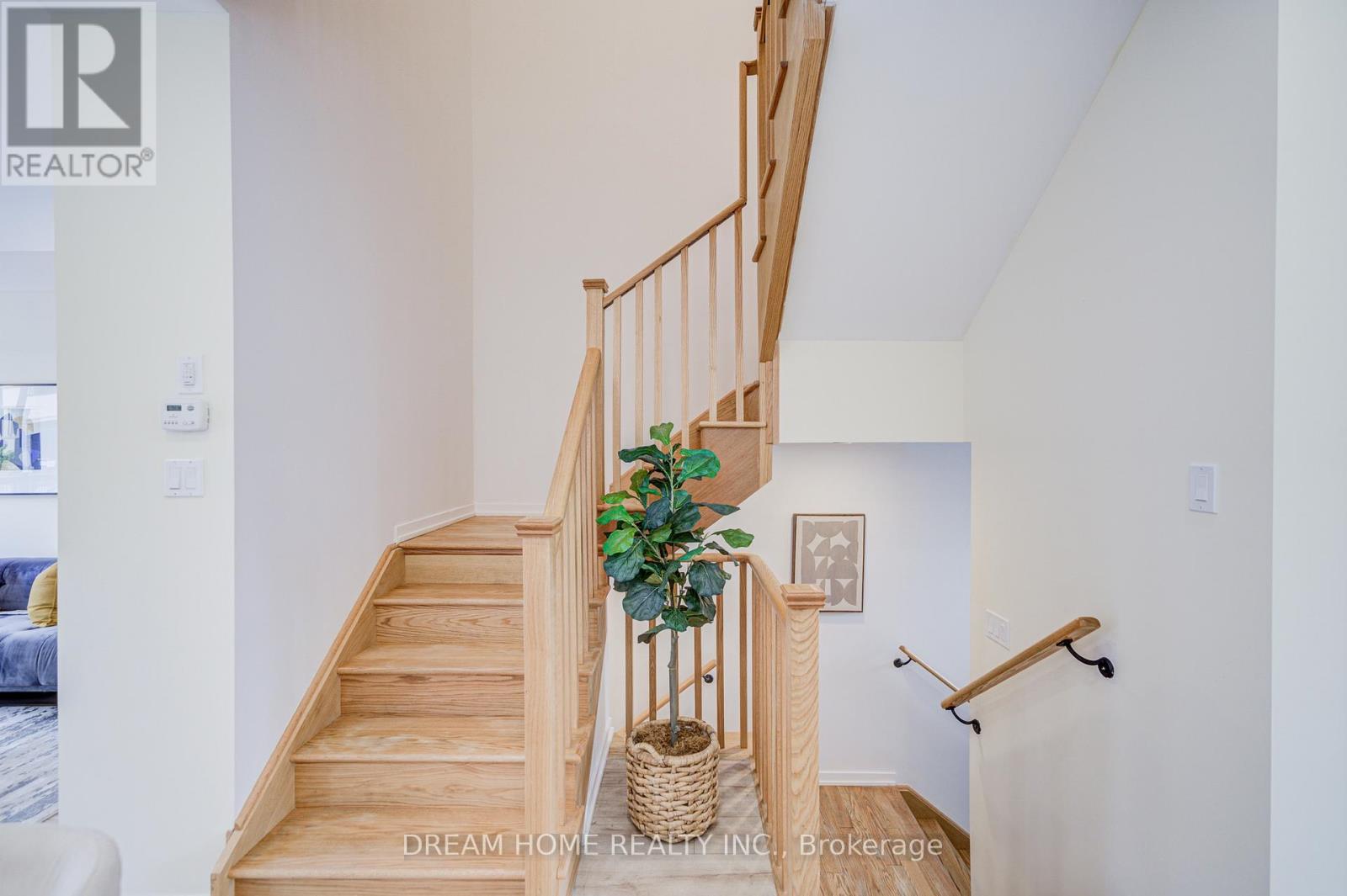 99 Crimson Forest Drive, Vaughan, Ontario  L6A 5C6 - Photo 21 - N12464625