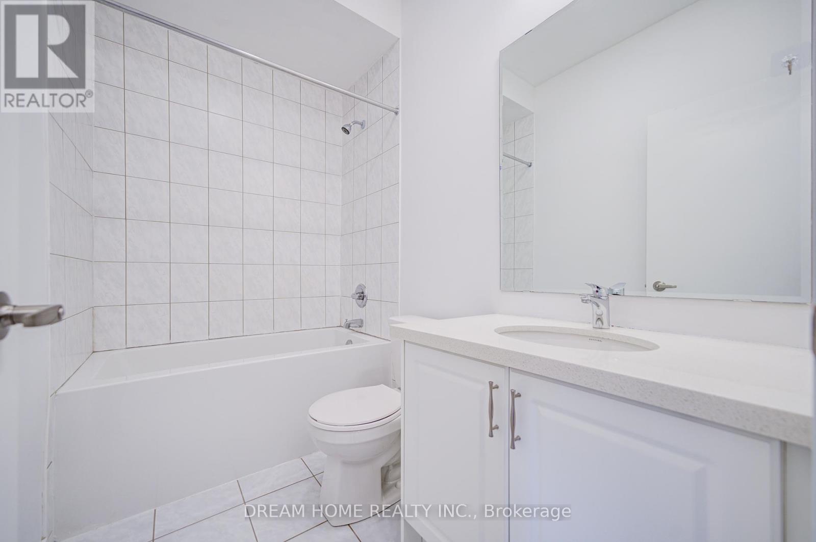 99 Crimson Forest Drive, Vaughan, Ontario  L6A 5C6 - Photo 26 - N12464625