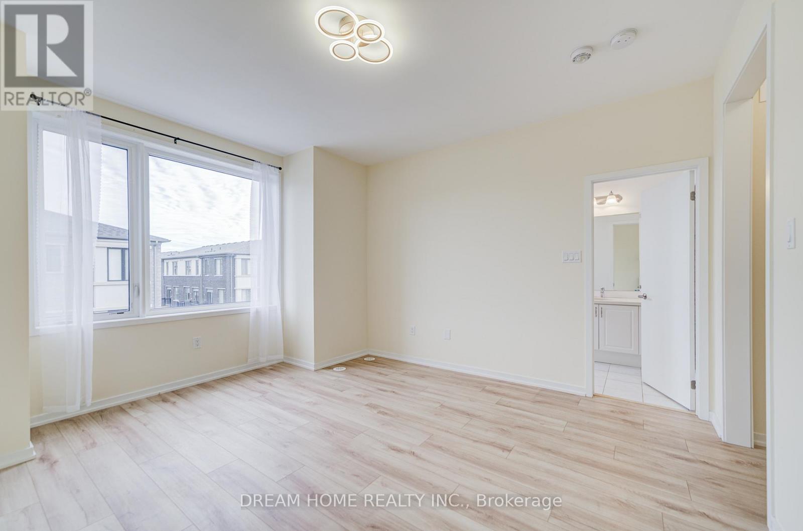 99 Crimson Forest Drive, Vaughan, Ontario  L6A 5C6 - Photo 30 - N12464625