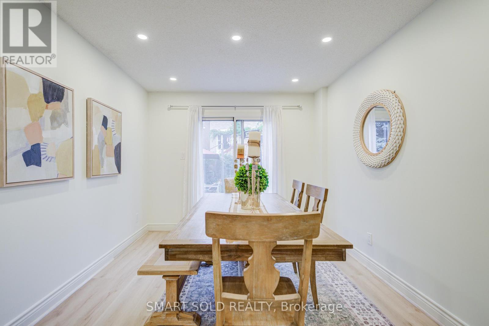47 Colleen Street, Vaughan, Ontario  L4J 5H1 - Photo 11 - N12464630