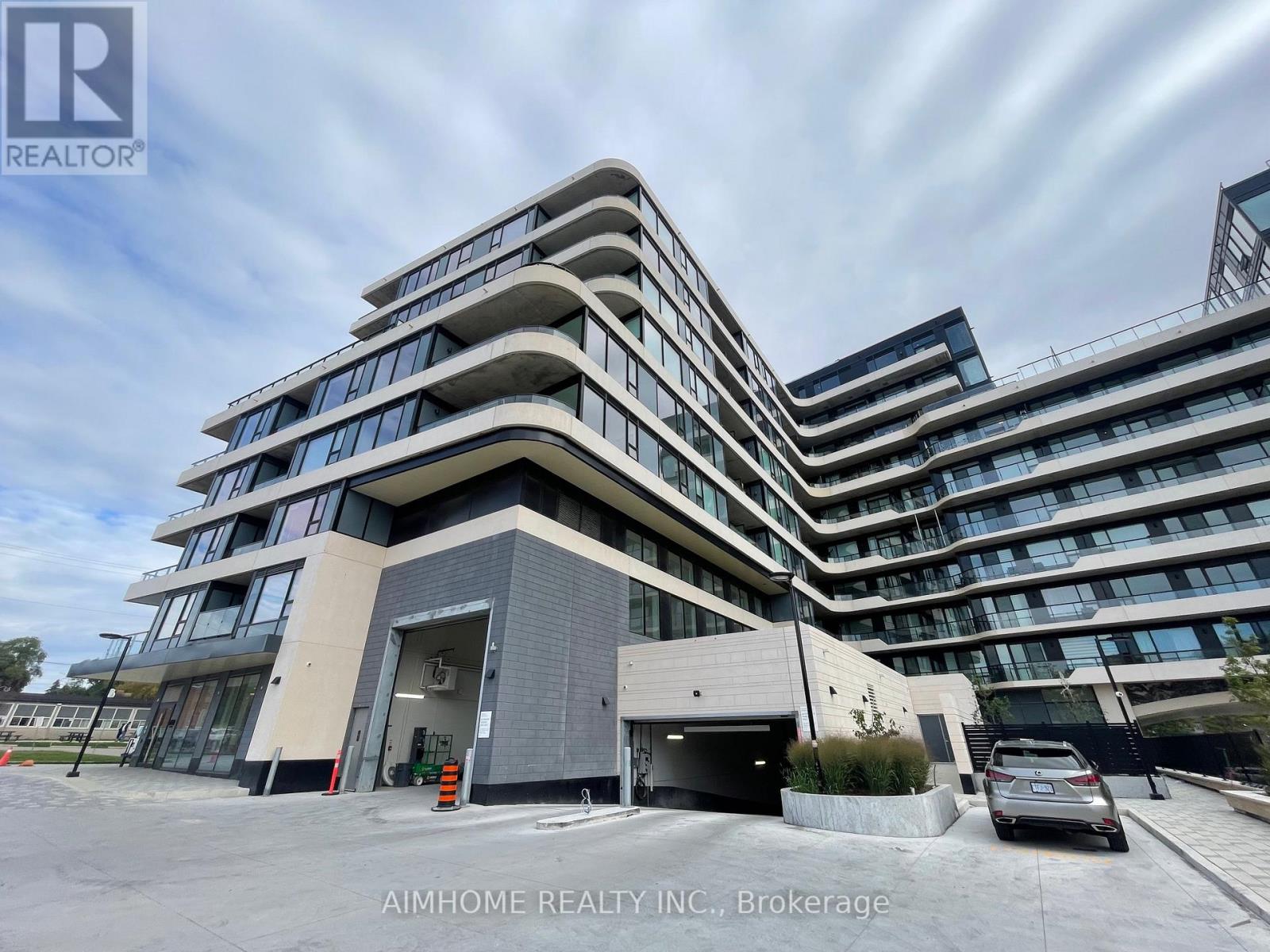 914 - 8188 Yonge Street, Vaughan, Ontario  L4J 0M2 - Photo 3 - N12464635