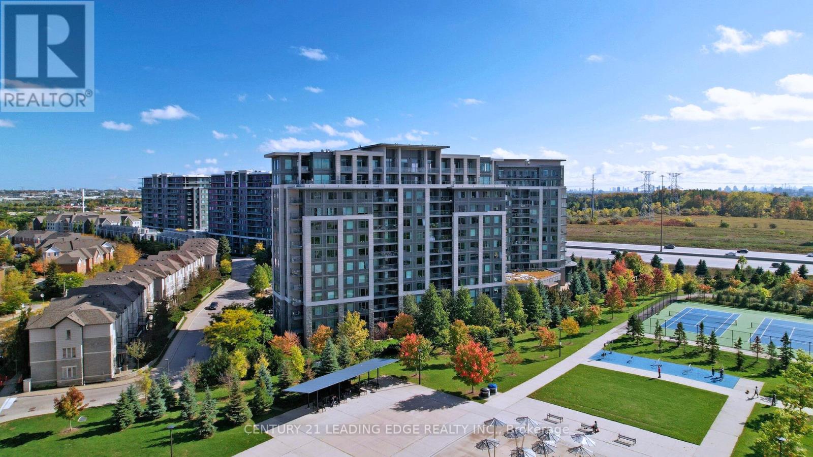 1011 - 233 South Park Road, Markham, Ontario  L3T 0B3 - Photo 2 - N12464641