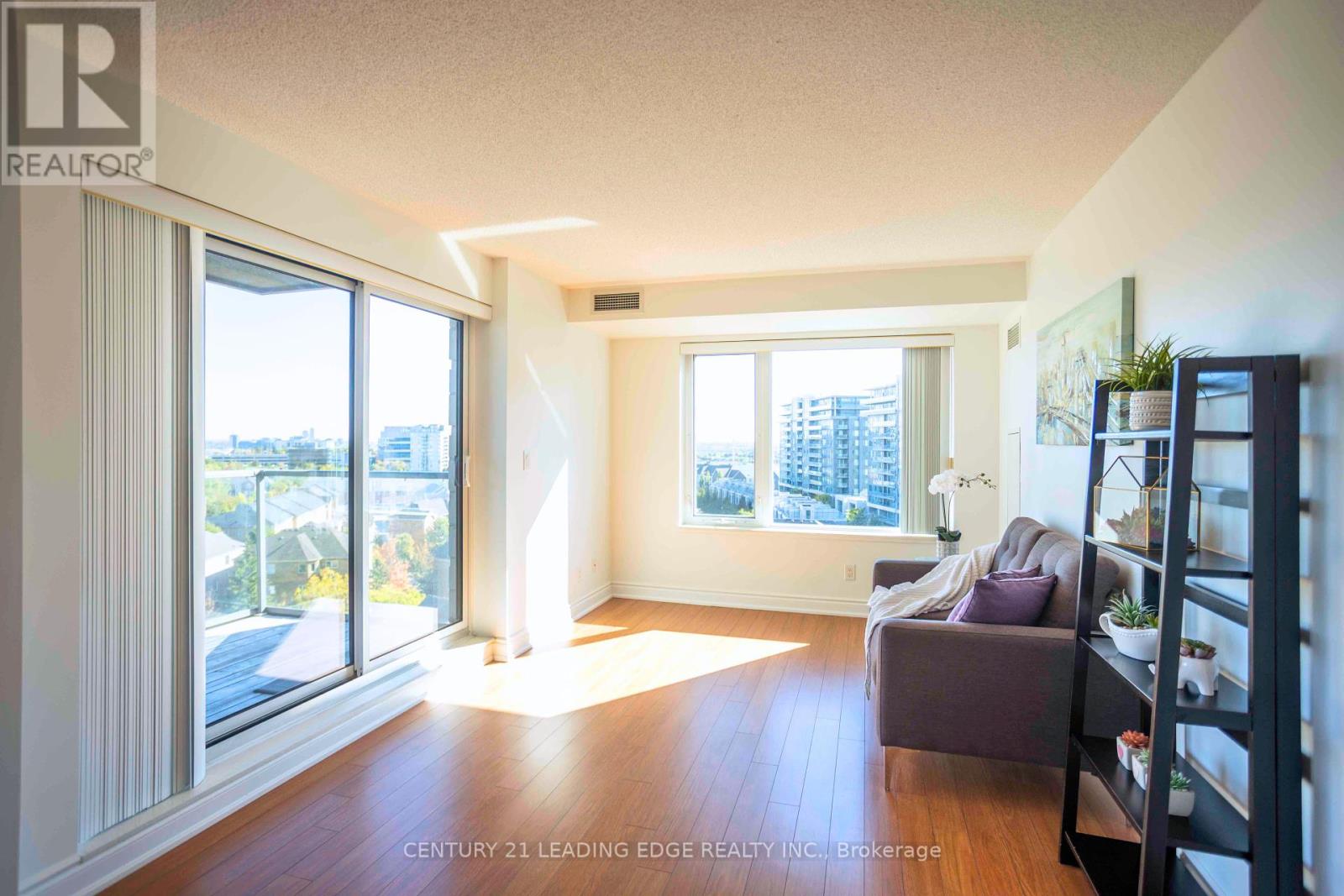 1011 - 233 South Park Road, Markham, Ontario  L3T 0B3 - Photo 6 - N12464641
