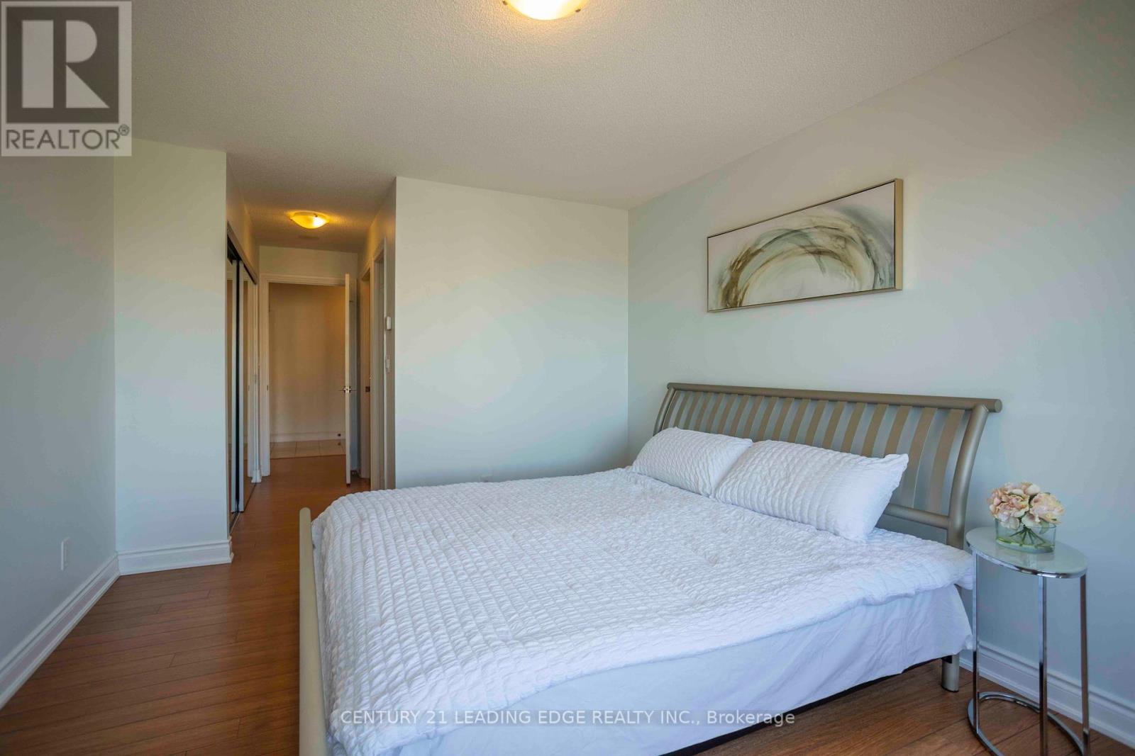 1011 - 233 South Park Road, Markham, Ontario  L3T 0B3 - Photo 8 - N12464641