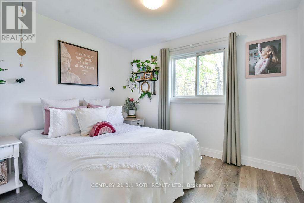 2695 Cumberland Road, Severn, Ontario  L0K 1G0 - Photo 7 - S12464637