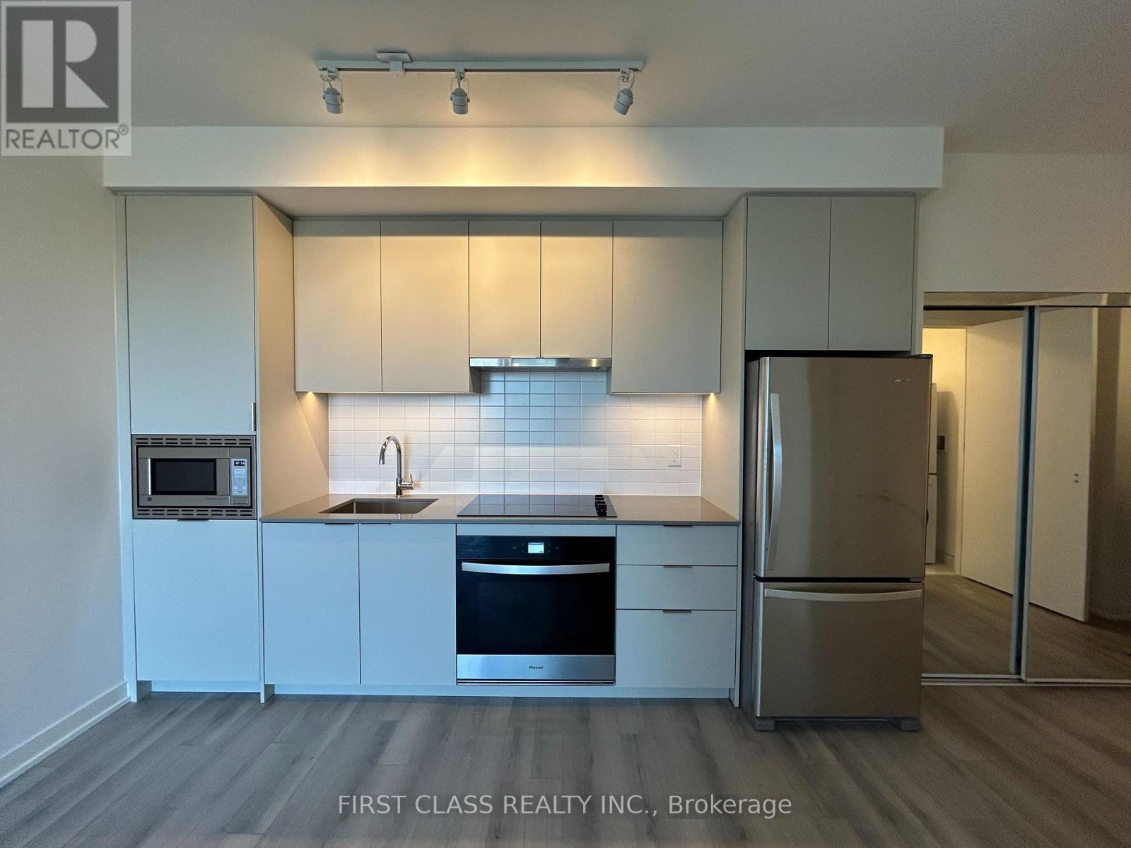 305 - 3071 Trafalgar Road, Oakville, Ontario  L6H 8C6 - Photo 20 - W12464627