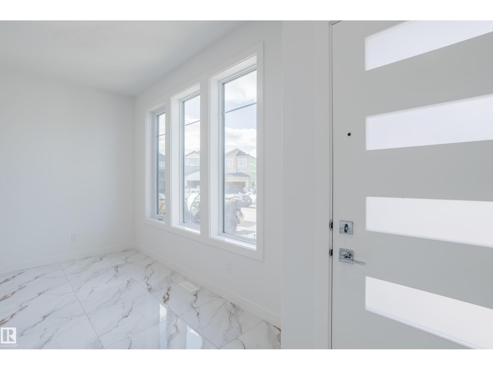 4105 67 St, Beaumont, Alberta  T4X 3E9 - Photo 5 - E4462254