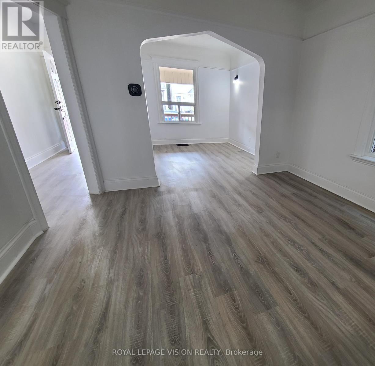56 Munroe Street, Hamilton, Ontario  L8L 3V7 - Photo 20 - X12464634