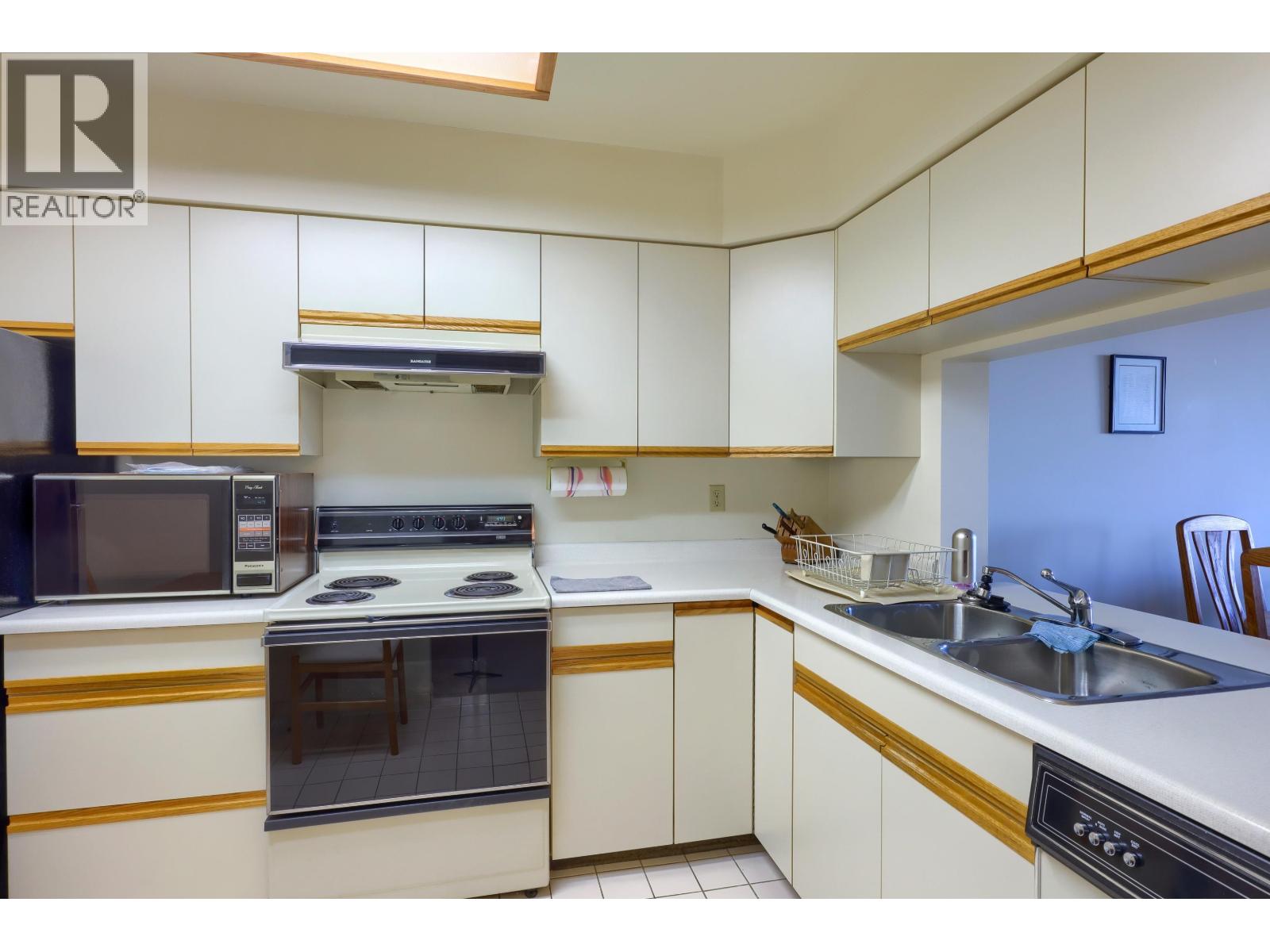 2007 6055 Nelson Avenue, Burnaby, British Columbia  V5H 4L4 - Photo 12 - R3058683
