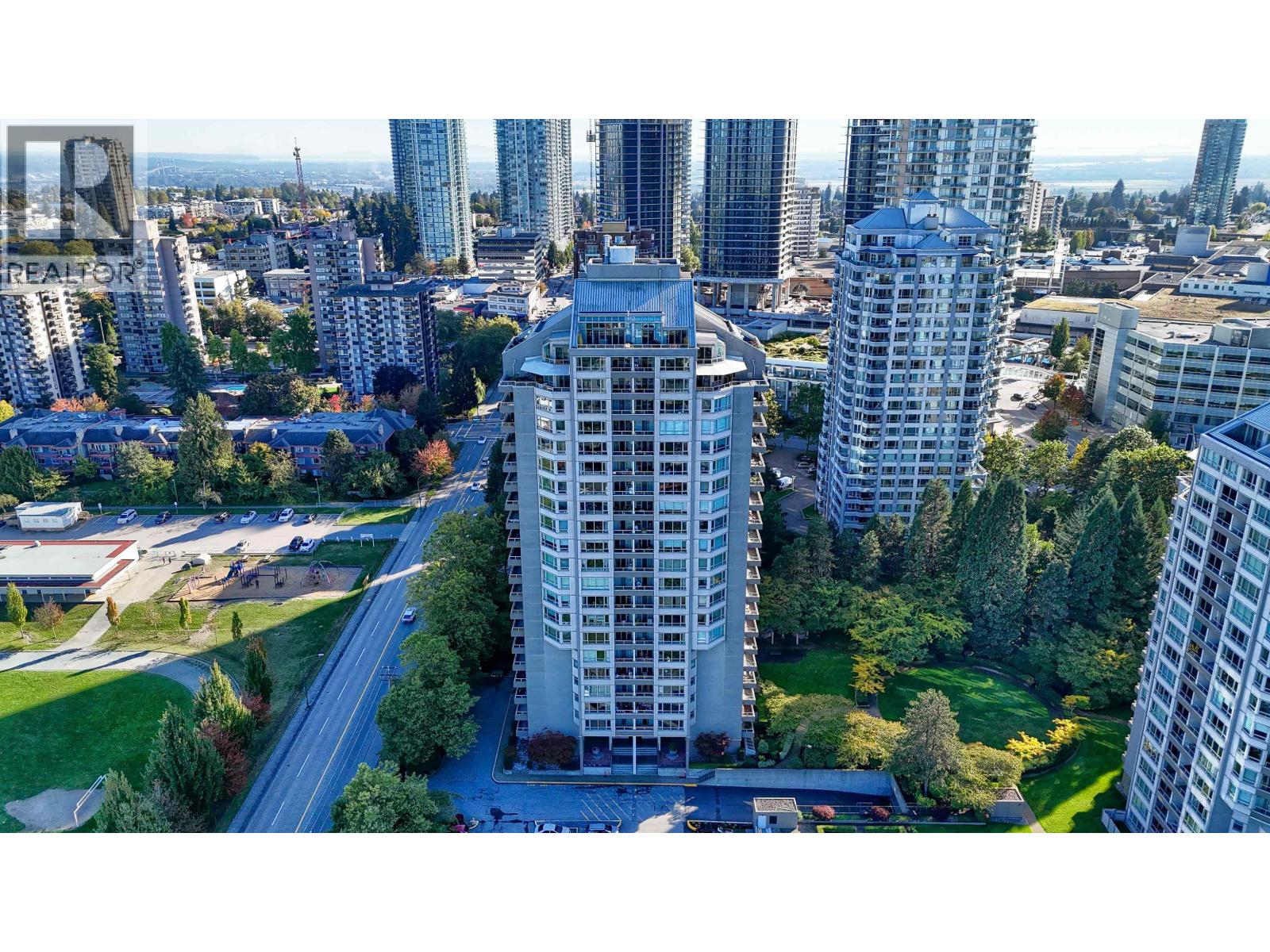 2007 6055 Nelson Avenue, Burnaby, British Columbia  V5H 4L4 - Photo 2 - R3058683