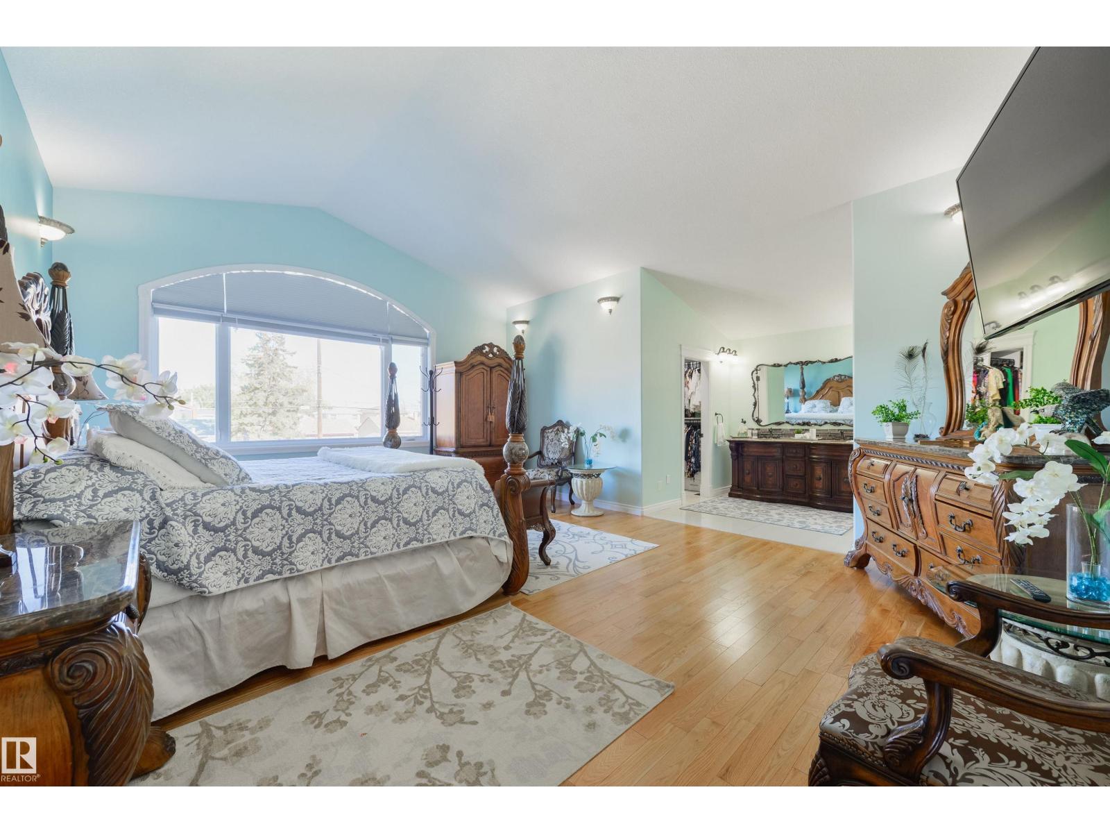 9720 65 Av Nw, Edmonton, Alberta  T6E 0K6 - Photo 31 - E4462256