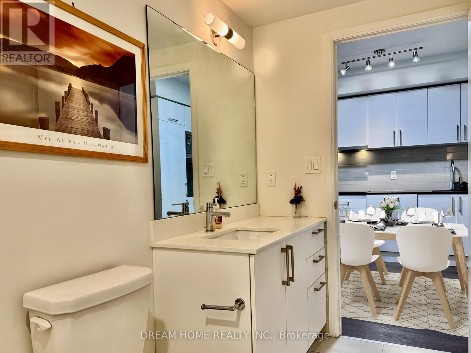 617 - 27 Bathurst Street, Toronto, Ontario  M5V 2P1 - Photo 16 - C12464667